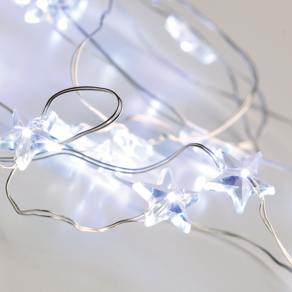 X01202112.png "STAR" Σχέδιο 20 LED ΛΑΜΠΑΚ ΣΕΙΡΑ ΨΥΧΡΟ ΛΕΥΚΟ ΑΣΗΜΙ ΚΑΛΩΔ ΧΑΛΚΟΥ & ΜΠΑΤΑΡ 2xAA IP20 2m+10cm 1.2W - Image 1
